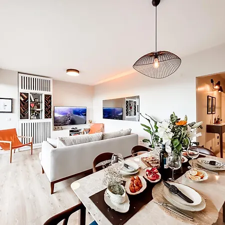 דירה Bosphorus Panoroma Designer Suite, Optional Butler *