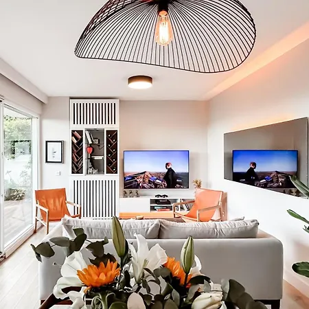 Bosphorus Panoroma Designer Suite, Optional Butler Κωνσταντινούπολη