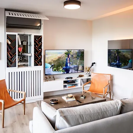 Bosphorus Panoroma Designer Suite, Optional Butler Κωνσταντινούπολη